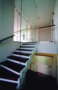 Csavarga Rózsa - Volán irodaház 'De ja vue Bauhaus'