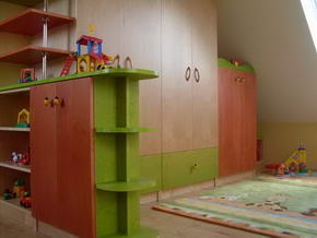 Kis Judit: Zsuglói gyerekszoba