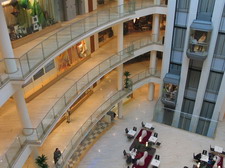 Kovács Zoltán - Material Építő- és Design Center