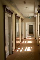 Somogyi Pál: Apáczai Csere Hotel - szállodai közlekedő